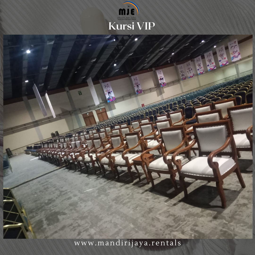 Sewa Kursi Vip Kayu Kokoh Dan Empuk Cikarang