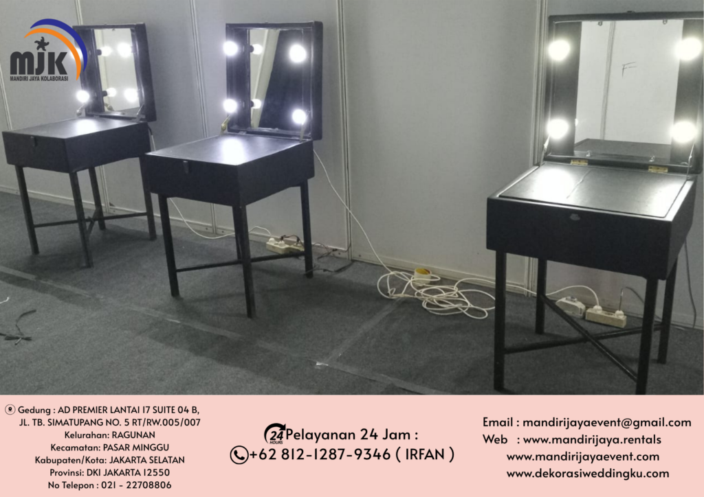 Sewa Meja Kaca Rias Portable Putih Dan Hitam Jakarta